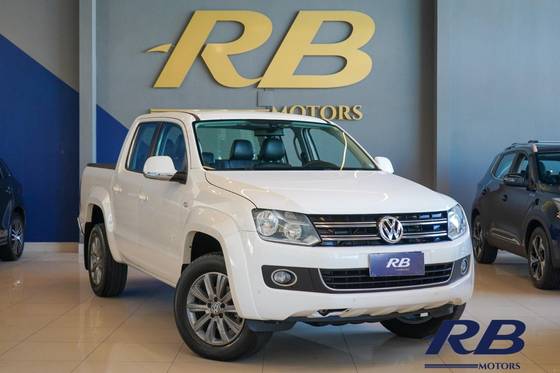 VOLKSWAGEN AMAROK 2.0 HIGHLINE 4X4 CD 16V TURBO INTERCOOLER DIESEL 4P AUTOMÁTICO VOLKSWAGEN AMAROK 2.0 HIGHLINE 4X4 CD 16V TURBO INTERCOOLER DIESEL 4P AUTOMÁTICO